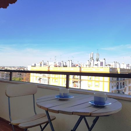 Apartamento Turistico En Sevilla Екстериор снимка
